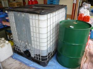 写真：廃食用油の保管容器2