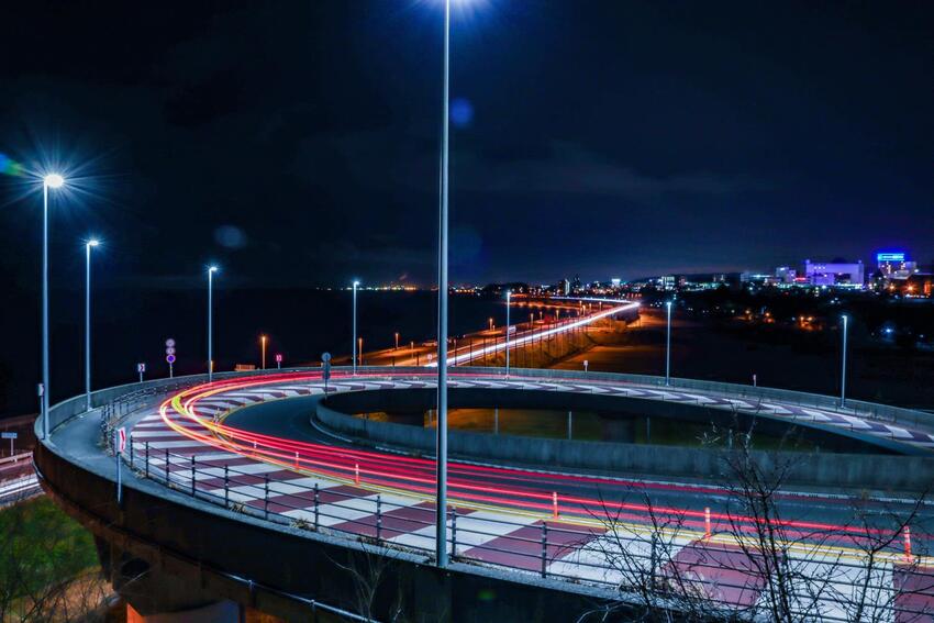 写真：浜の宮らせん橋