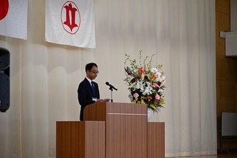学校長挨拶の様子