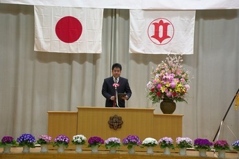 学校長挨拶の様子