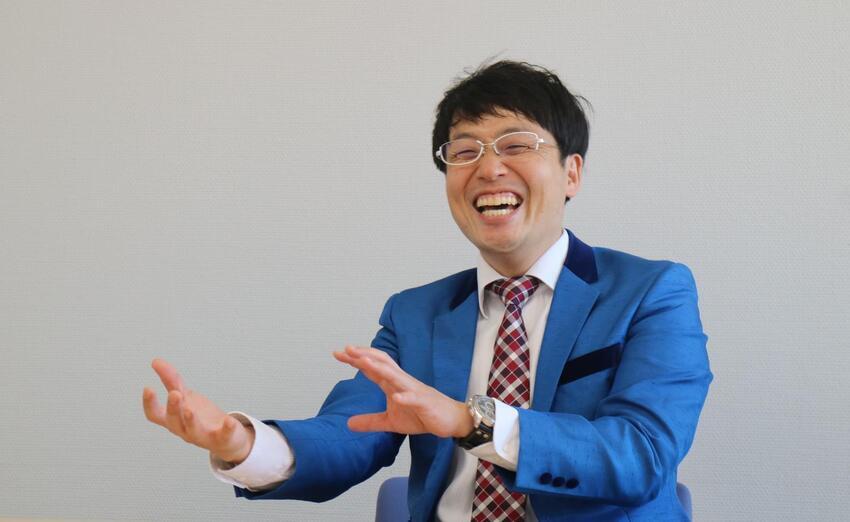 写真:インタビュー時の関さん