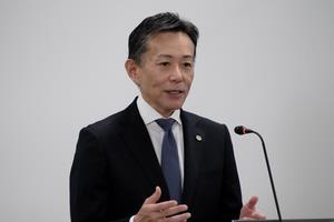 写真:冒頭あいさつ(德永副社長)