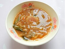 写真：みそラーメンのスープ