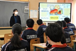 写真：食育の様子2