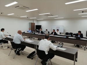 写真：教育福祉委員会1