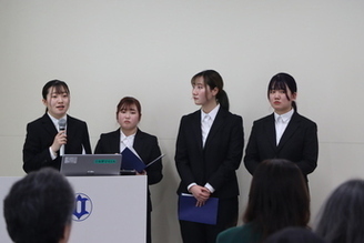 学生発表の様子その4