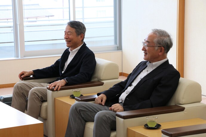 団長の石川さんとマネージャーの佐藤さん