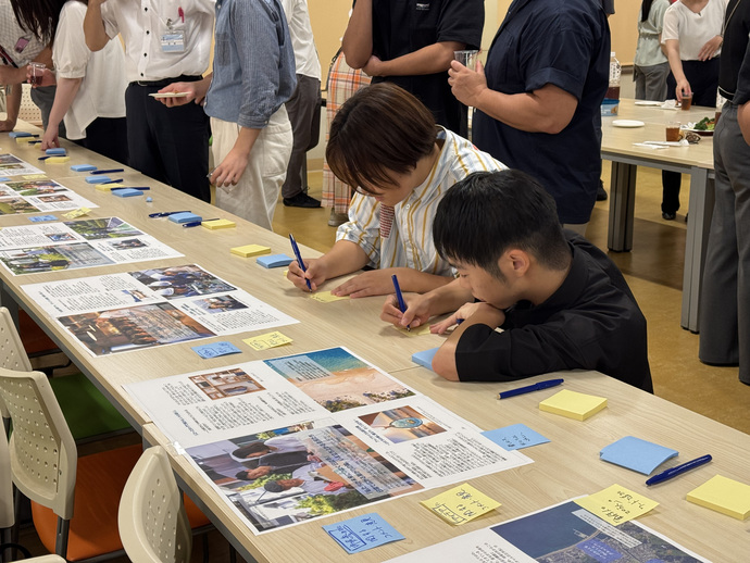 ワークショップ終了後の意見交換の様子