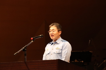 日立警察署の木村署長あいさつ