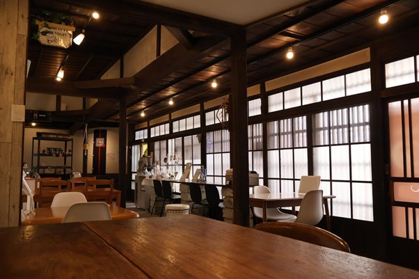 「千鈴」内観の写真