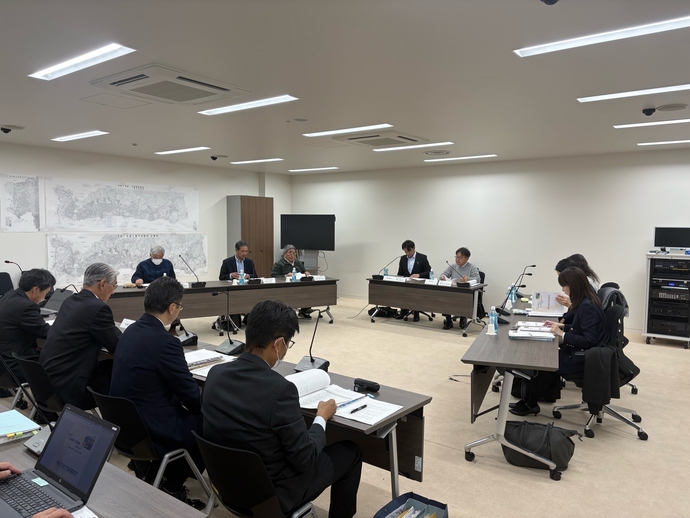 審議会の様子