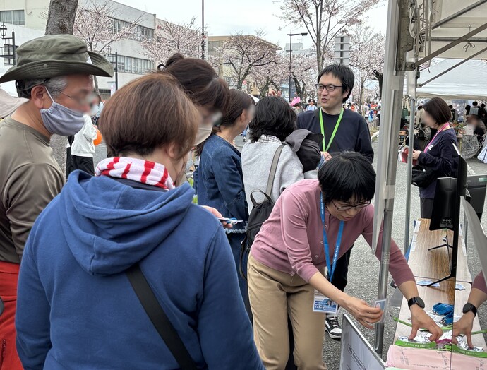 共創プロジェクトブース当日の様子1